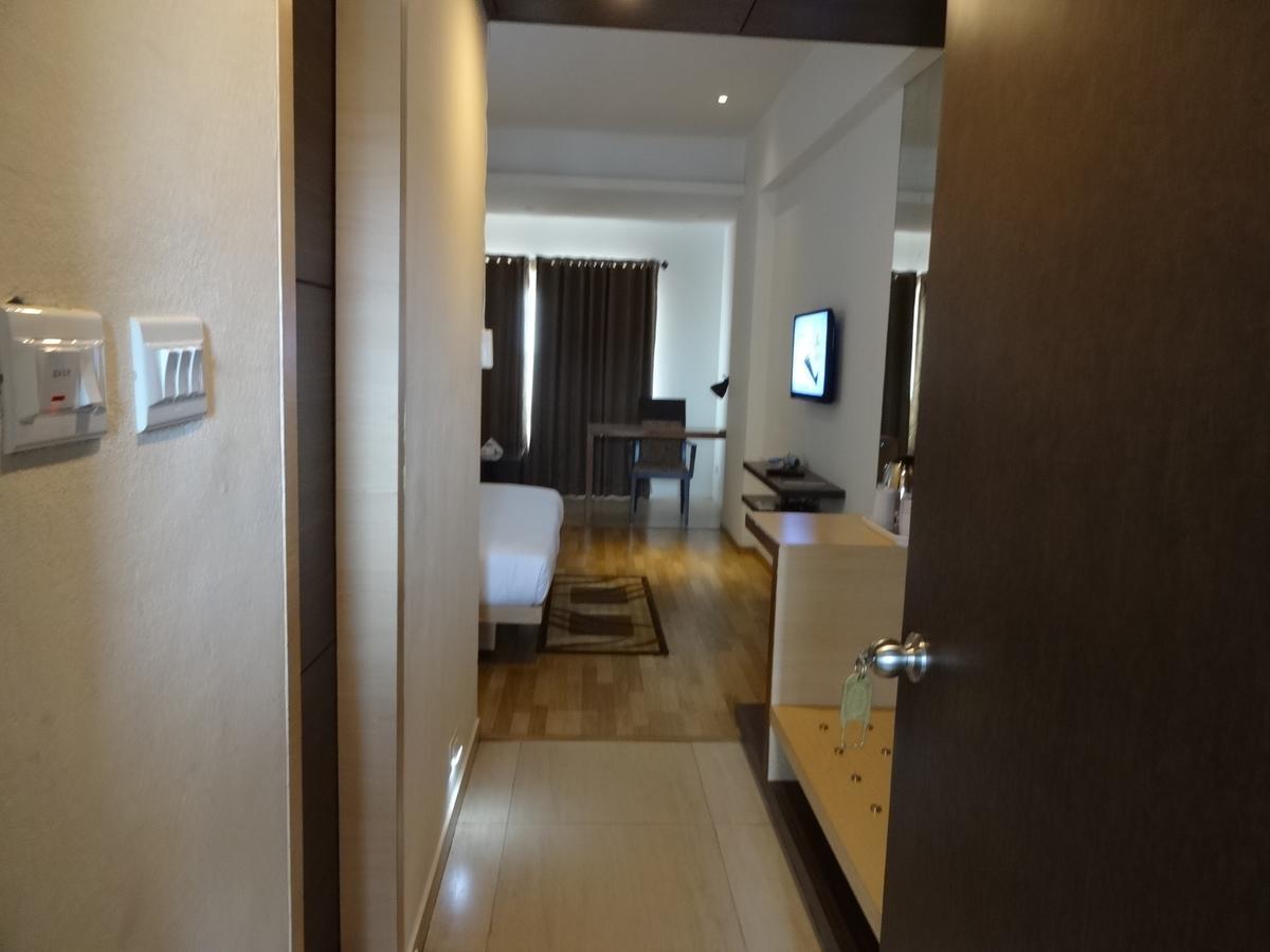 Sea Queen Hotel Kozhikode Extérieur photo