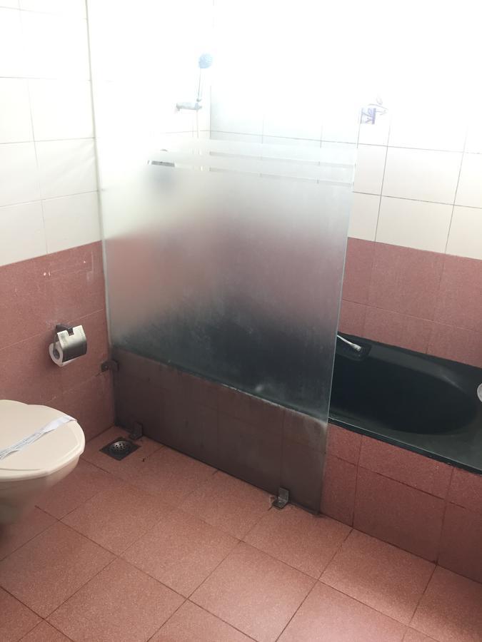 Sea Queen Hotel Kozhikode Extérieur photo